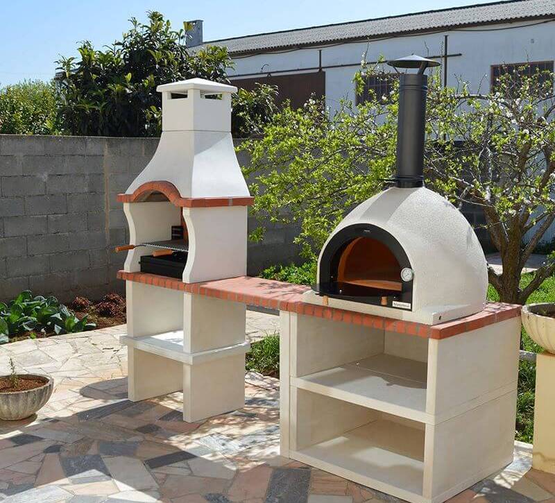 EMBR outdoor kitchen with pizza oven and barbecue