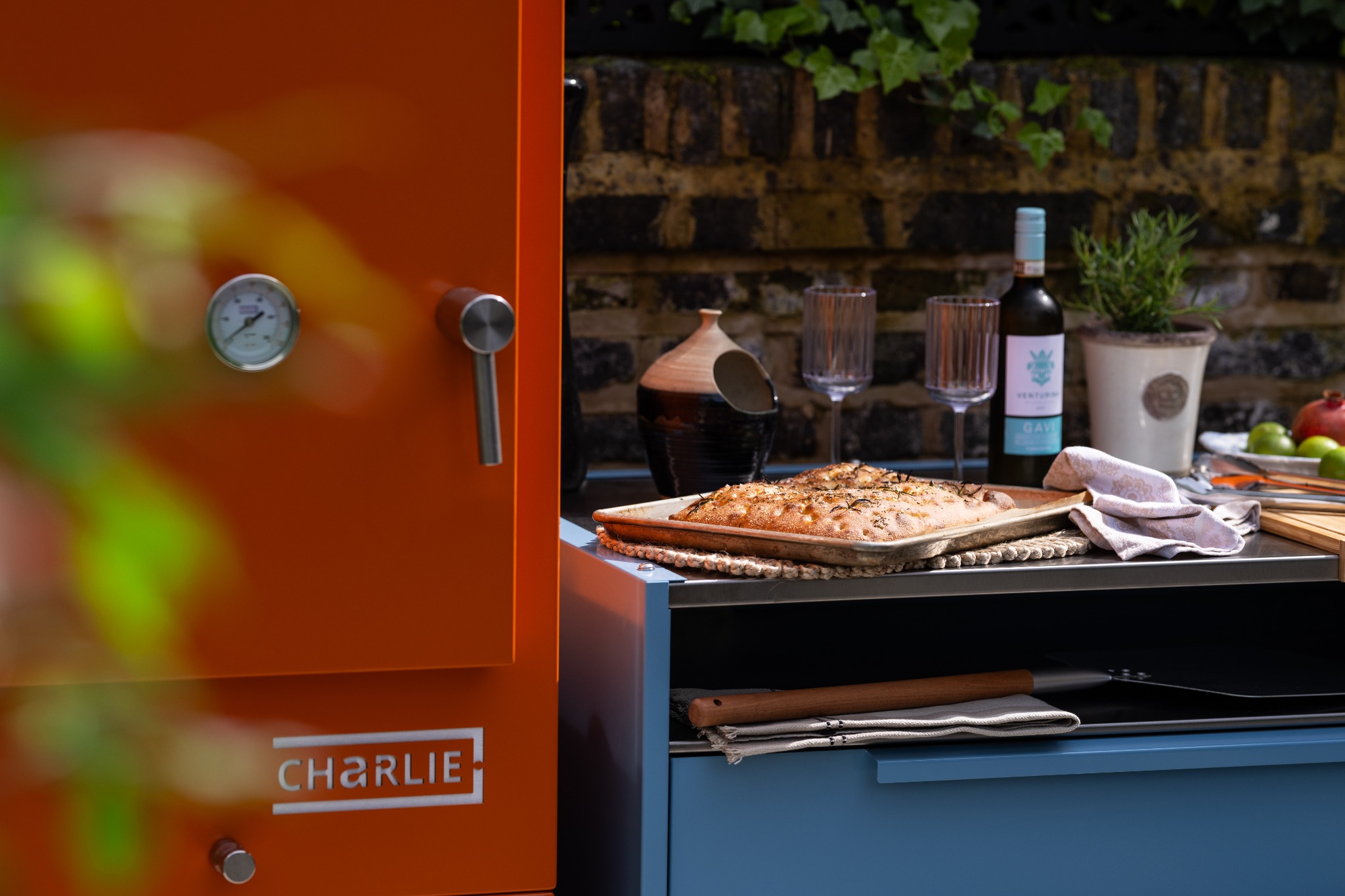 Charlie Outdoor Ovens — Dedicated outdoor oven cooking