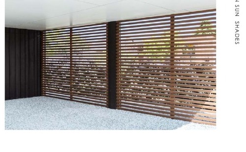 Adjustable horizontal timber shutters