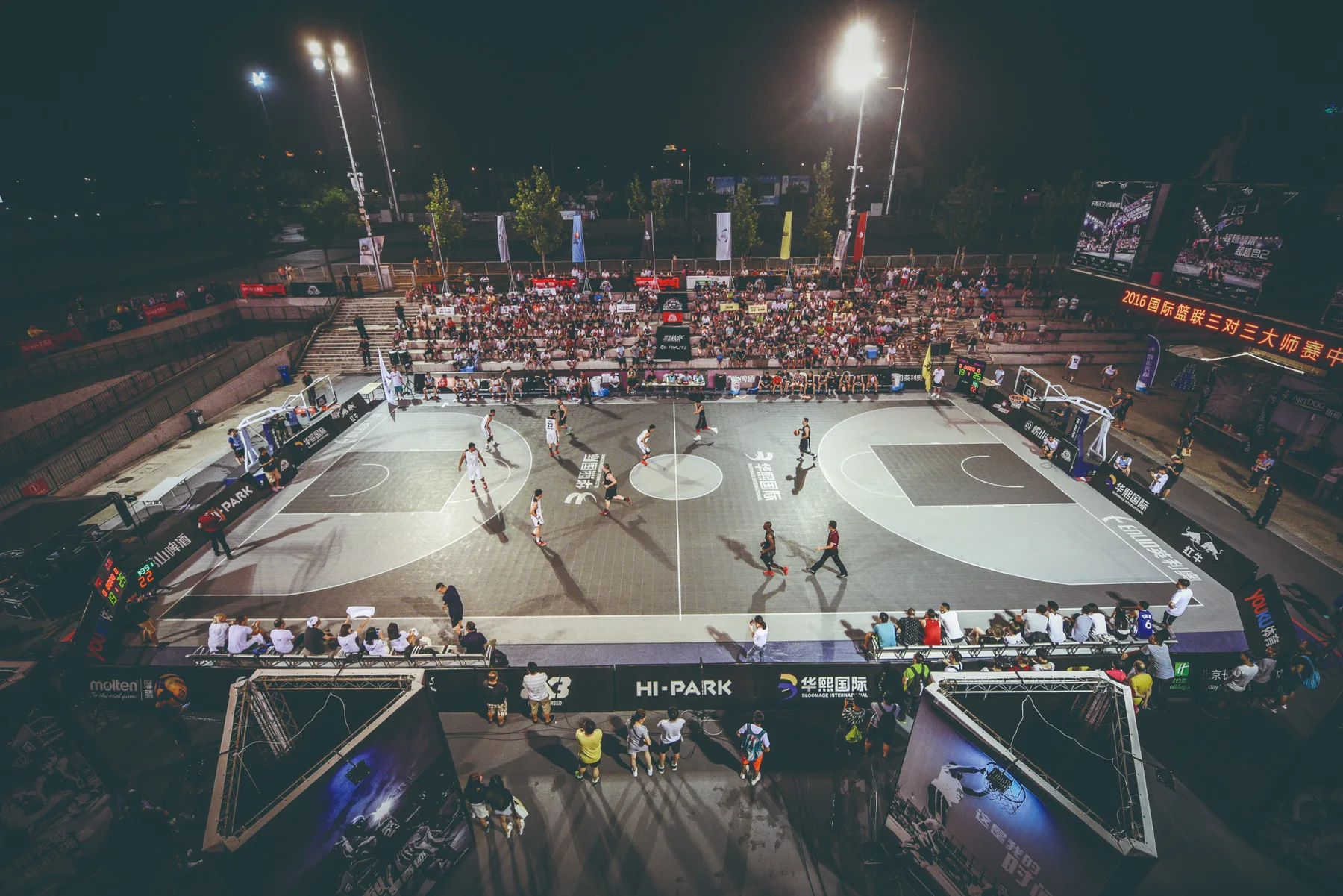 Night-time international 3x3 event on Enlio modular sports flooring